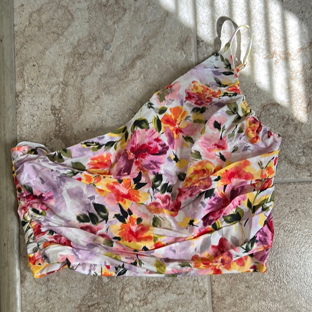 One shoulder bandeau floral top